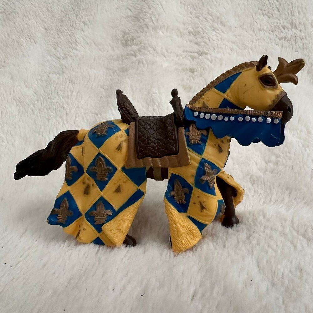 Papo Fantasy Medieval Knight Horse 2008 Yellow Blue Skirt 6” Figure Toy